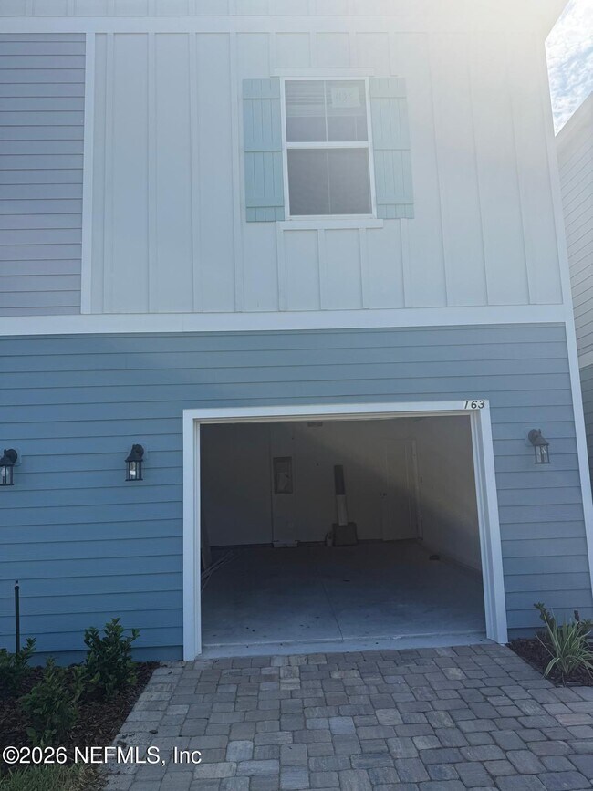 Building Photo - 163 Wood Breeze Wy