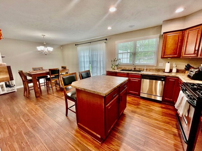 Building Photo - Modern Elegance: Newly Remodeled Home with 2-Car Garage in Wexford, PA