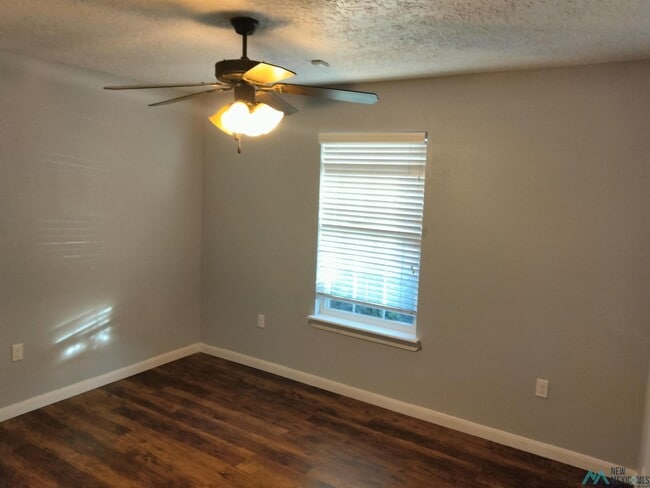 Building Photo - 2304 Ralph Boone