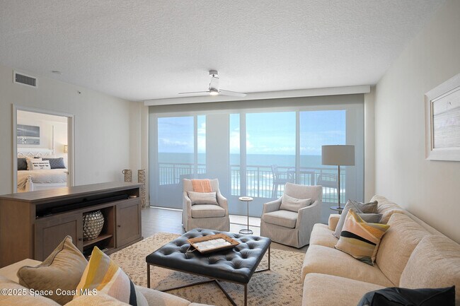 Building Photo - 1045 Jimmy Buffett Mem Hwy