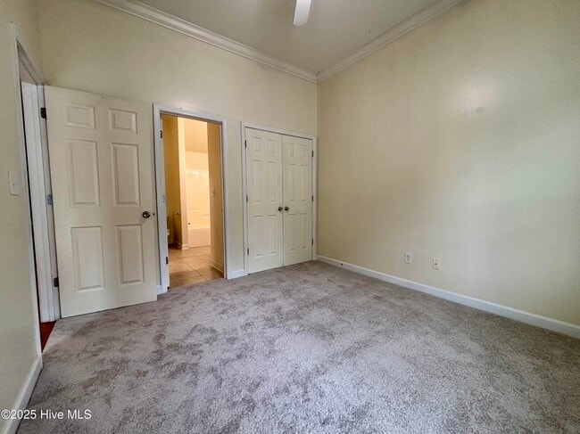 Building Photo - 1617 Shoreline Pl