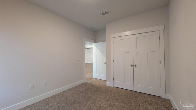 Building Photo - 3333 Southwind Dr