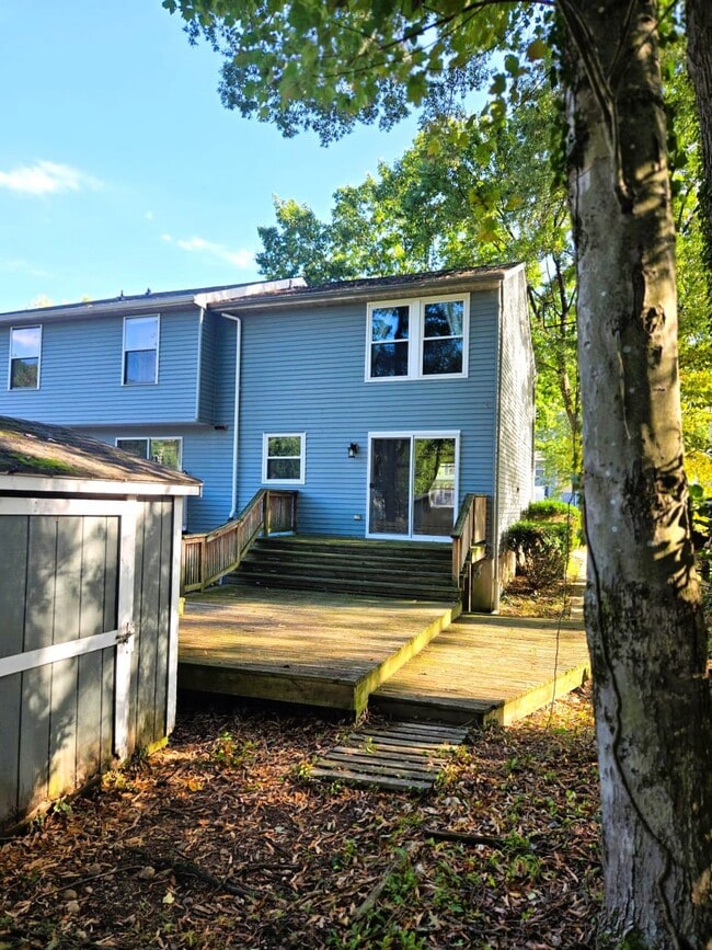 Building Photo - 7808 Butterfield Dr