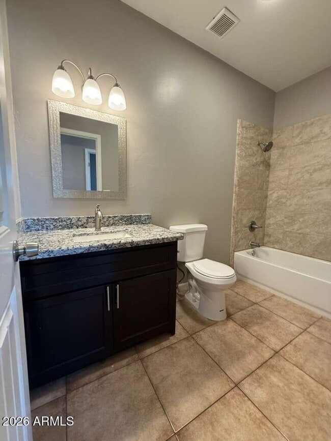 Building Photo - 2770 N Washington Ave