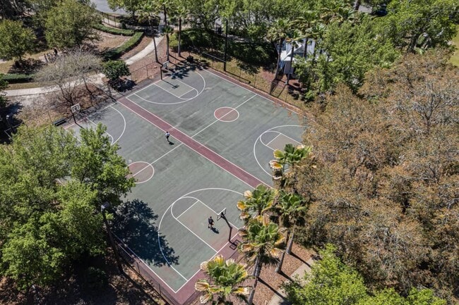 Building Photo - 575 Oakleaf Plantation Pky