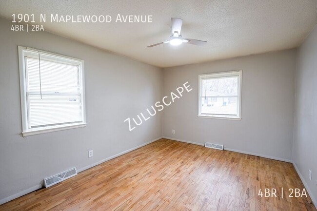 Building Photo - 1901 N Maplewood Ave