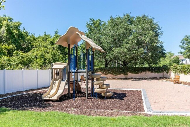 Building Photo - 2954 Lucayan Harbour Cir