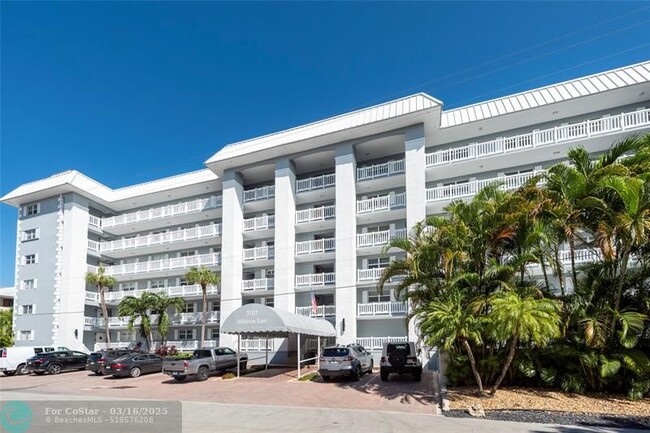 Building Photo - 3101 NE 47th Ct