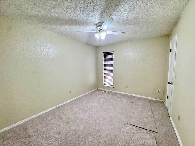 Building Photo - 1037 NW 166th St
