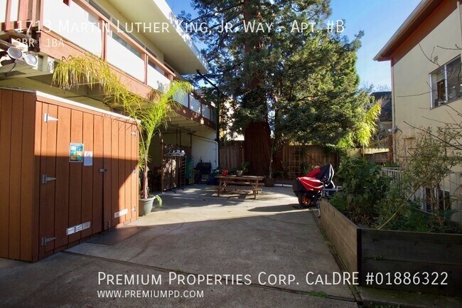 Building Photo - 1713 Martin Luther King, Jr Way