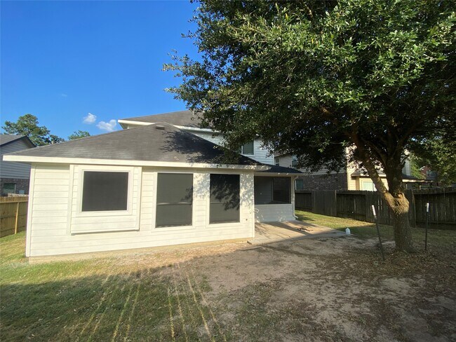 Building Photo - 4903 Summer Ridge Dr