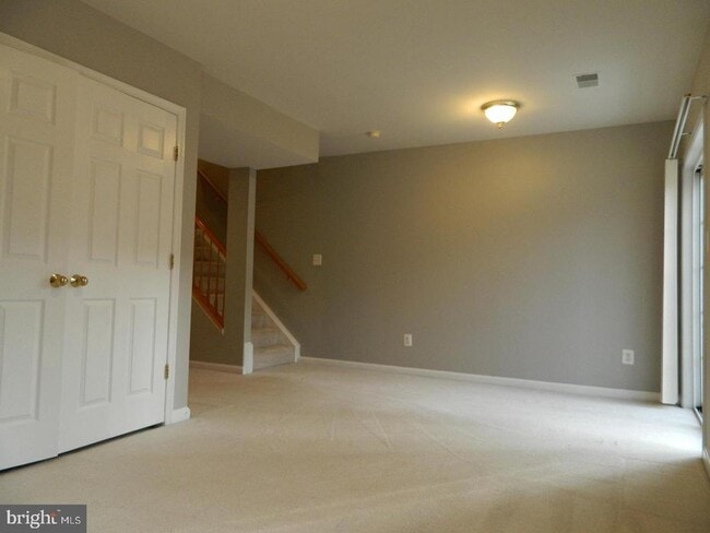 Building Photo - 7574 Great Swan Ct