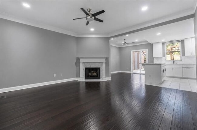 Building Photo - 3539 Mt Vernon Cir