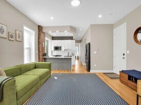 Building Photo - 106 E 32nd St