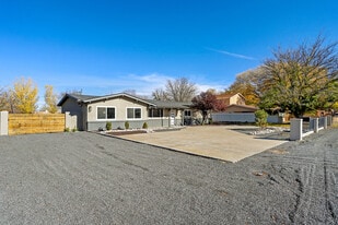 Building Photo - 1150 La Vega Rd