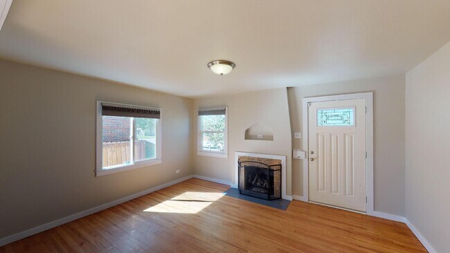 Building Photo - 3420 St Paul St