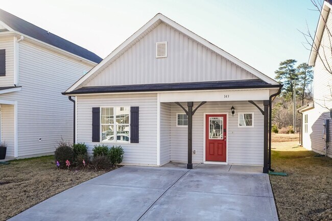 Building Photo - One Level Home Move In Ready!