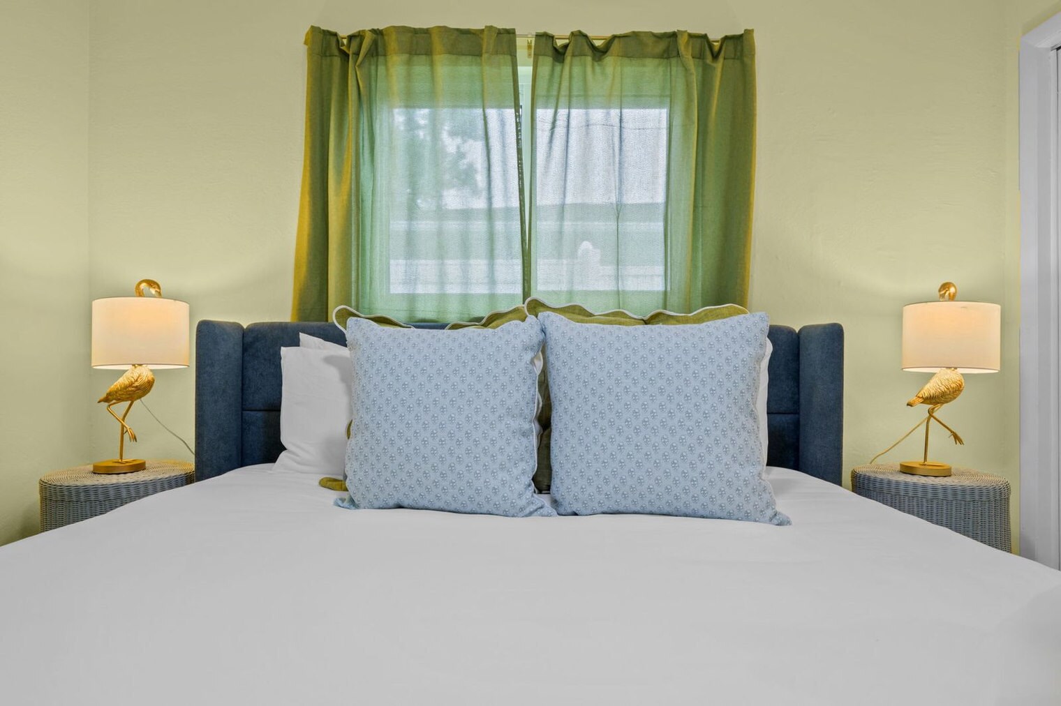 Building Photo - 11784 85th Ave