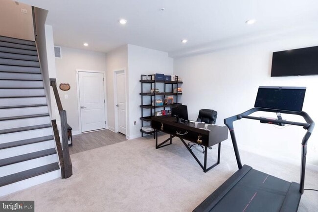 Building Photo - 2807 Evansgreen Dr