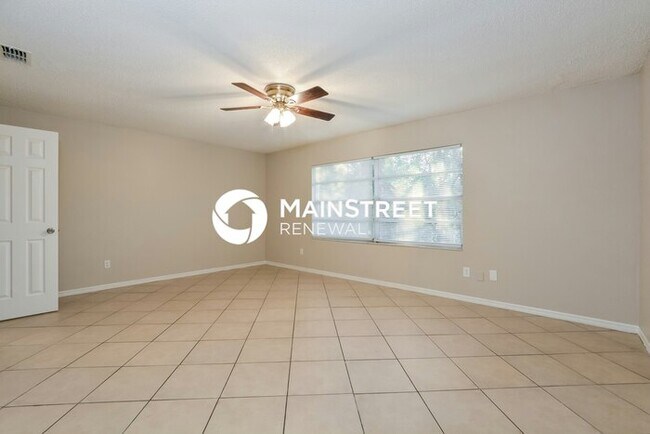 Building Photo - 3 Bedroom Pet-Friendly Home in ORLANDO, FL...