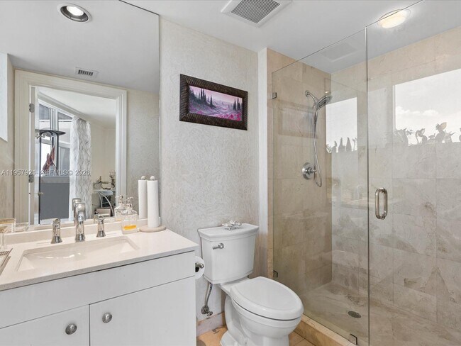 Building Photo - 19111 Collins Ave