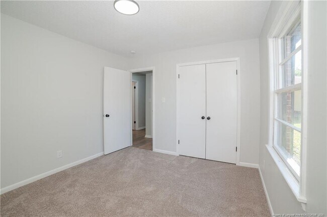 Building Photo - 5512 Lariat Ct