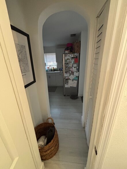 Primary Photo - 3621 Potter St