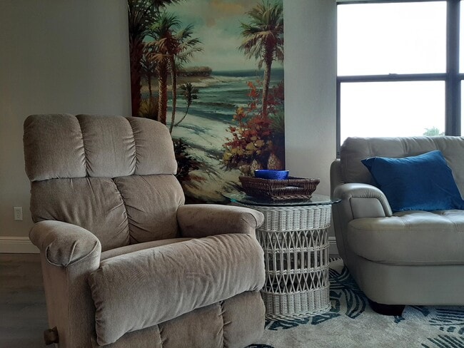 Building Photo - 12170 Kelly Sands Way