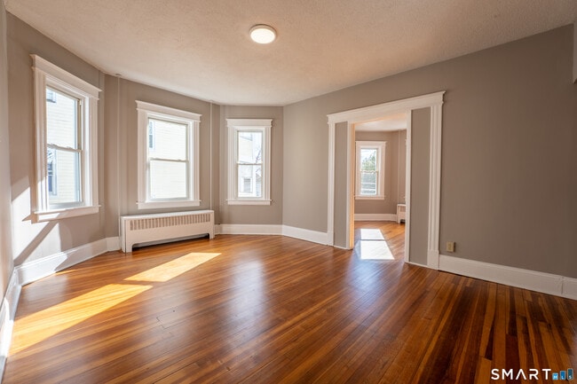 Building Photo - 62-64-64 James St