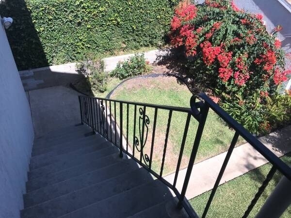 Building Photo - 32nd 3360-34 (DeFay)