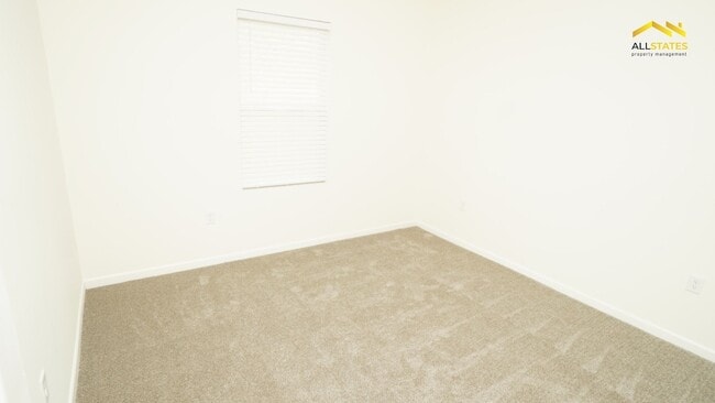 Building Photo - 13905 SW 81 Cir