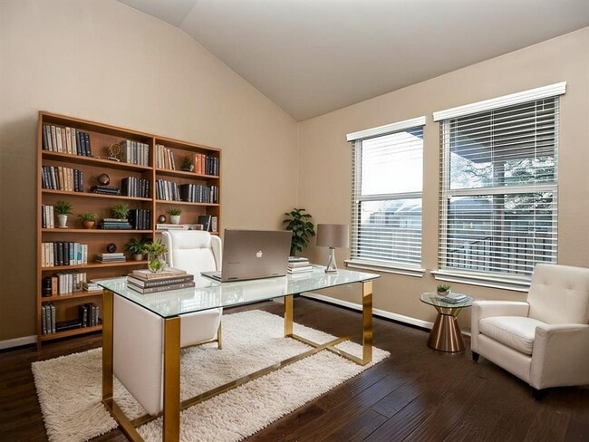 Building Photo - 140 Copper Lake Ln