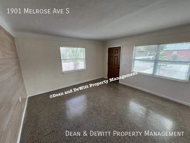 Building Photo - 1901 Melrose Ave S