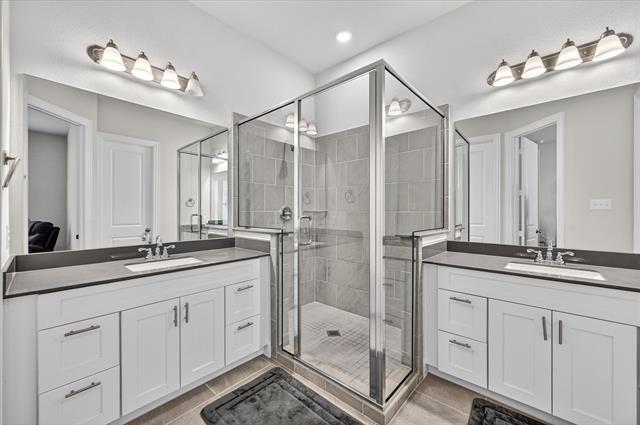 Building Photo - 4164 Kearsage Dr
