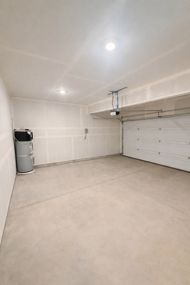 Building Photo - 3668 Keller Ln