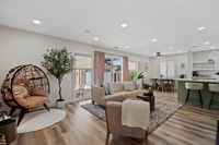 Building Photo - 1009 Catalina Ave