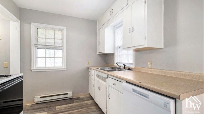 Building Photo - Affordable 2-Bed, 1-Bath Home near Local Amenities