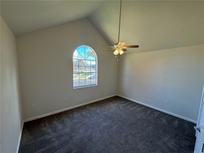 Building Photo - 1016 Greenspoint Dr