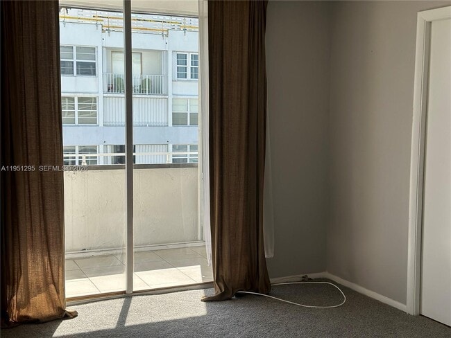 Building Photo - 1170 N Federal Hwy