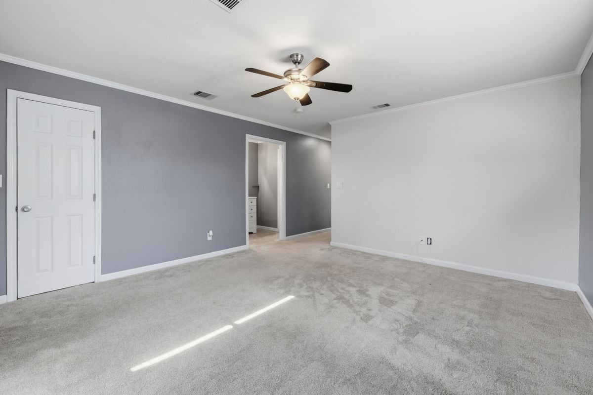 Building Photo - 1607 Malibu Dr