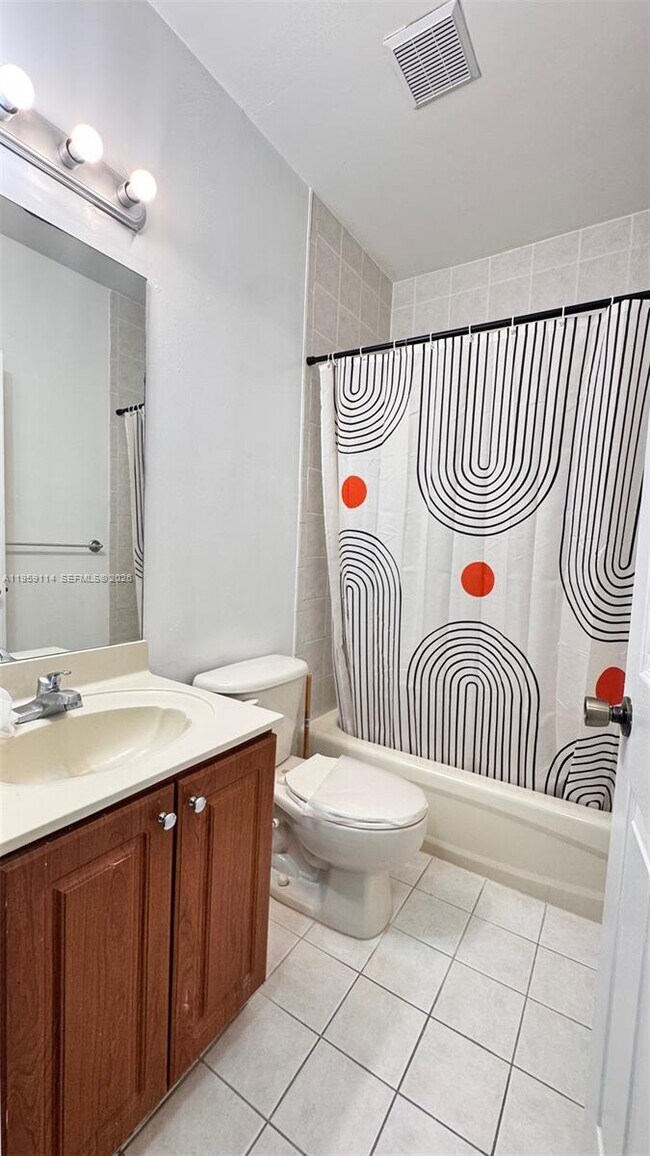 Building Photo - 15245 SW 30th Terrace