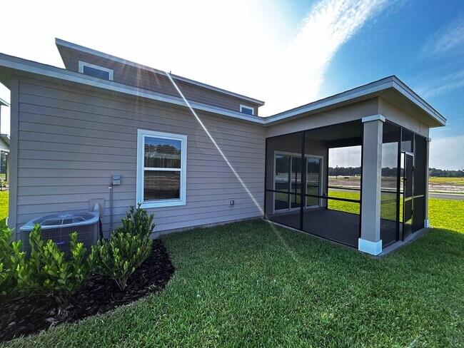 Building Photo - Brand New 4/3.5 Two Story Home with Loft. ...
