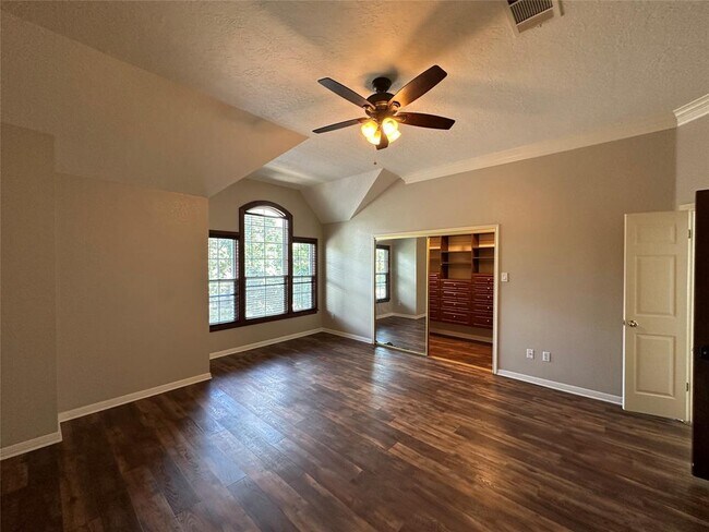 Building Photo - 10902 Grassmere Ct