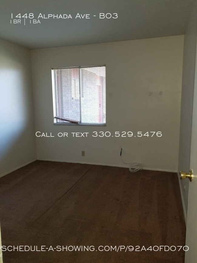 Building Photo - 1448 Alphada Ave