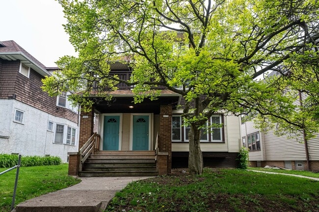 Building Photo - Maryland Upper near UWM