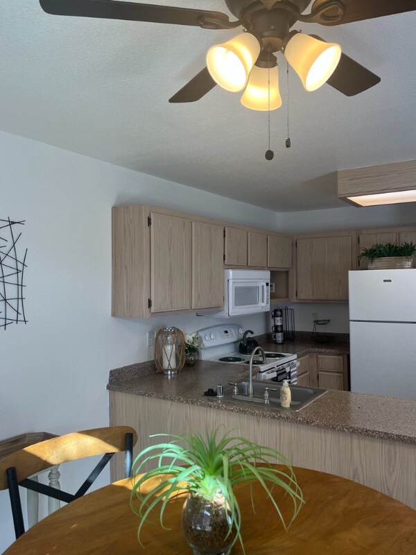 Building Photo - 6285 Jacinto Ave