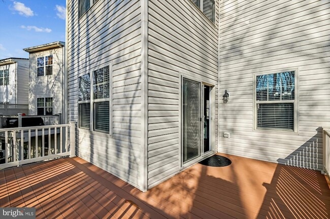 Building Photo - 7523 Holly Ridge Dr