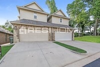 Building Photo - 421 Windhill Ave