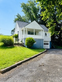 Building Photo - 3106 Southern Dr