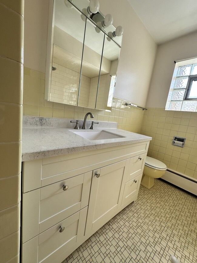 Building Photo - 7345 W Higgins Ave